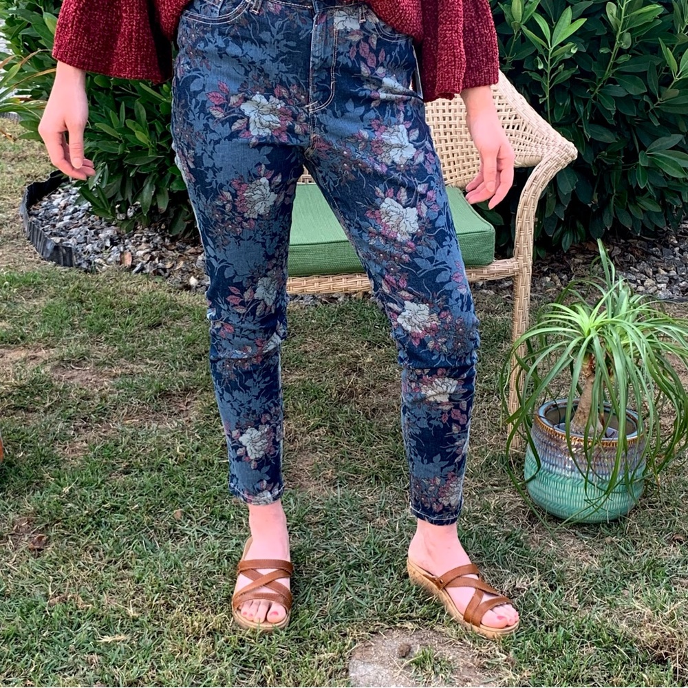 New Chaps Floral Stretch Denim Jeans - Picture 11 of 13